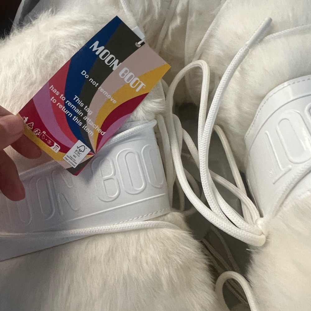 Moon Boot Snowy White Fur Boots - Picture 3 of 5